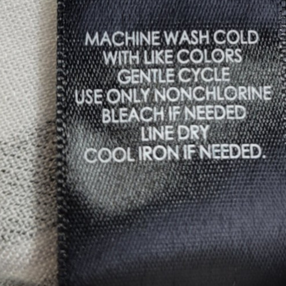 Torrid Top Peplum Women's Size 3X Gray White Striped Tie Neck Tassel Sleeveless - Picture 10 of 10